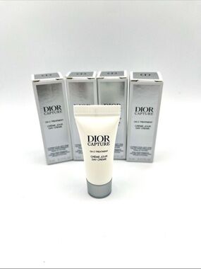 4pc Dior Capture ox-c treatment creme correction anti aging samples